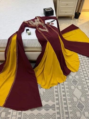 جلابية وطني عسيري مطرز