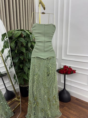 فستان باربي تل مطرز