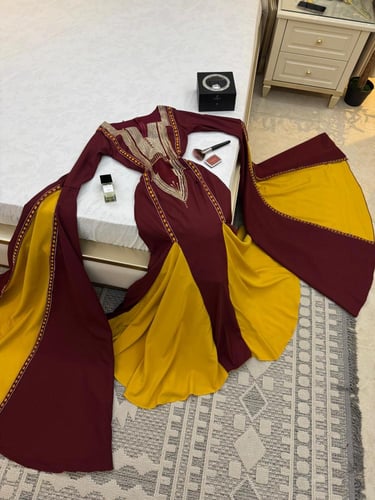 جلابية وطني عسيري مطرز