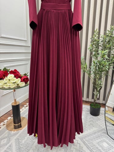 فستان الشموخ