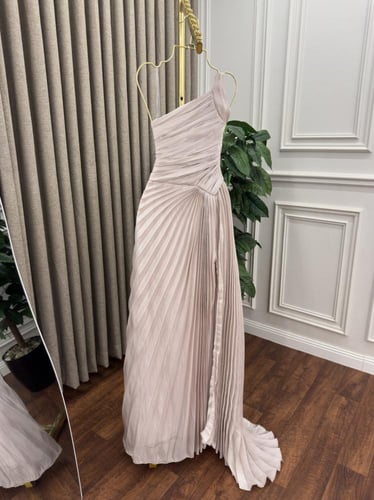 فستان بوليسية لمعه