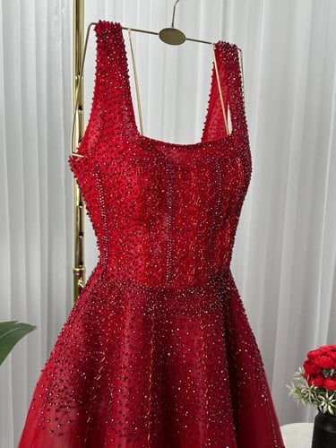 فستان جورجينا مطرز احمر