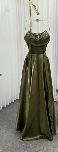 فستان سهرة ميكادو لمعه زيتي