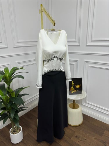 فستان مطرز راقي