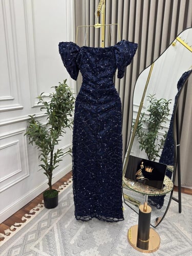 فستان سهره كحلي مطرز