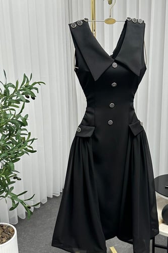 فستان ناعم اسود