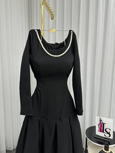 فستان اسود لول