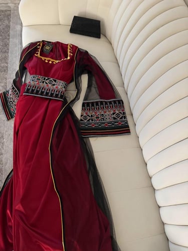 فستان مع بشت