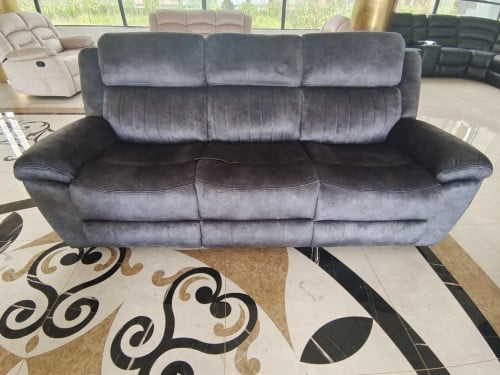 كنبه استرخاء صيني 3 اشخاص مع شاحنين حوال لون رصاصي