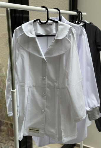 Victoria Labcoat