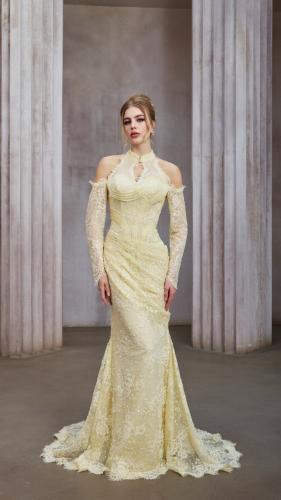 Lace Majesty