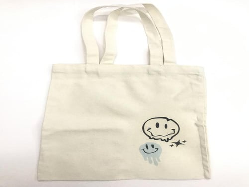 حقيبة توت باق ابتسامة إيجابية