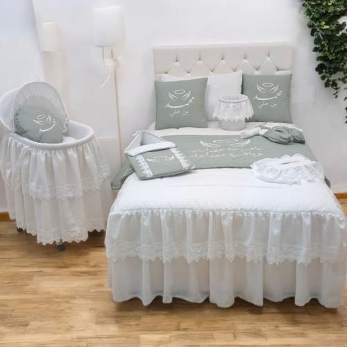 طقم لحاف نفاس مع التطريز