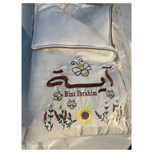 بيت طفل ناعم مع التطريز