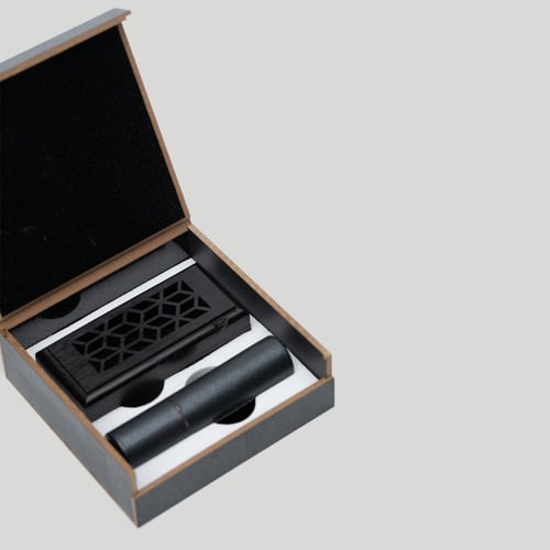 مبخرة مزخرفة اسود + أعواد