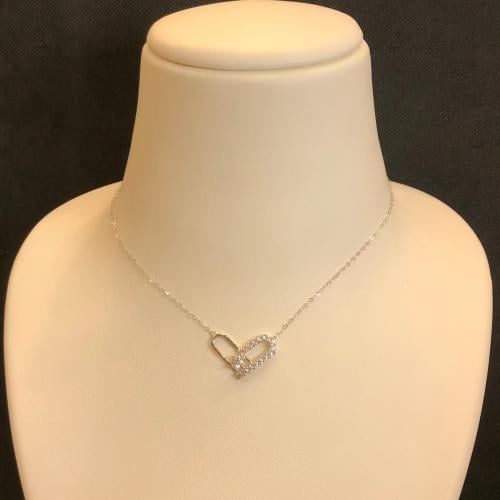 شوكر ذهب ابيض