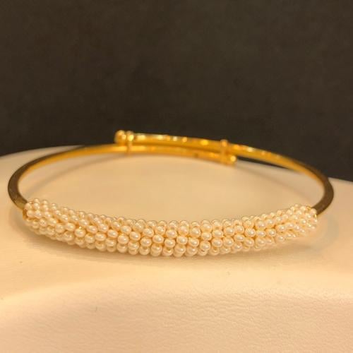 سوار مقمش واقف