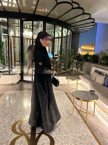 شانيل أسود لمعة