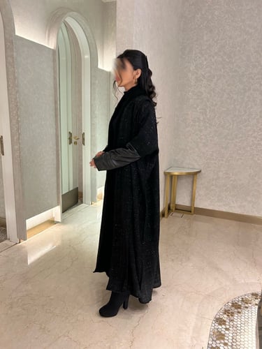 شانيل أسود لمعة