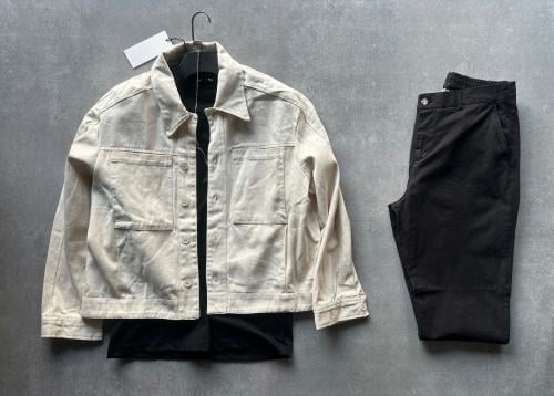 THREE PIECES JACKET +T-SHIRT +JEANZ