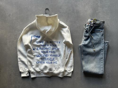 hoodie and dark jeanz made in turkey