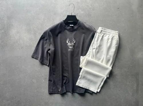 tshirt box and pant classic