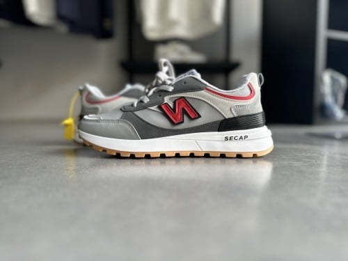 z648