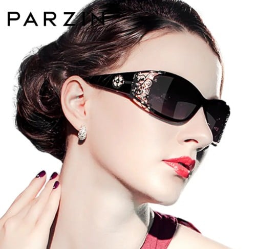 نظارات شمسية للنساء من ماركة "PARZIN" تحمل اسم "ال...