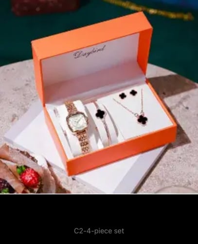 طقم موضة جديدة ساعة نسائية كوارتز مقاومة للماء