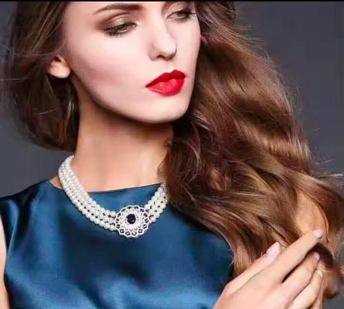عقد فاخر . 3صفوف مصنوع من اللؤلؤ الطبيعي على شكل و...