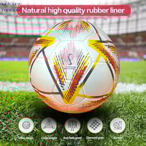 كرة قدم بتصميم كرة كاس العالم صناعة باكستانية ، كر...