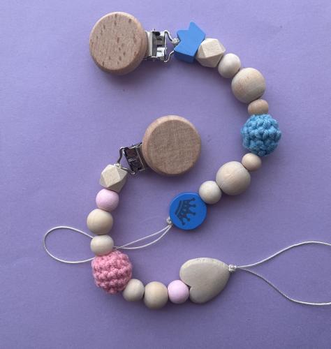 تعليقة لهاية خشبية