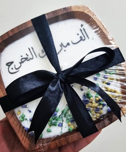 شمعة خشبيه " مربعه