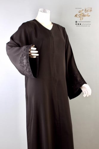 عباءة مفتوحة تركيب دانتيل مع كرستال سوارفسكي قماش...