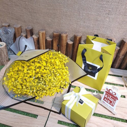 ربع باتشي مع باقة ورد