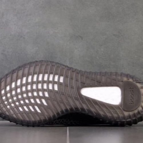 تسليم فوري adidas yeezy boost 350 V2 yecheil refle...