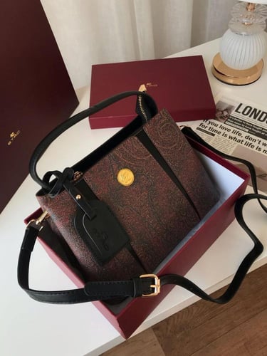 شنطه ماركه ايترو