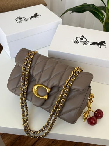 شنطه ماركه كوتش