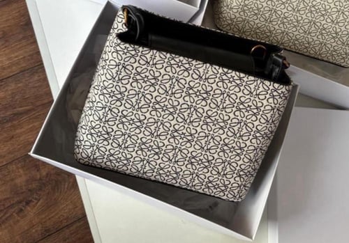 شنطه ماركه لويفي