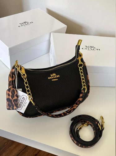 شنطه ماركه كوتش