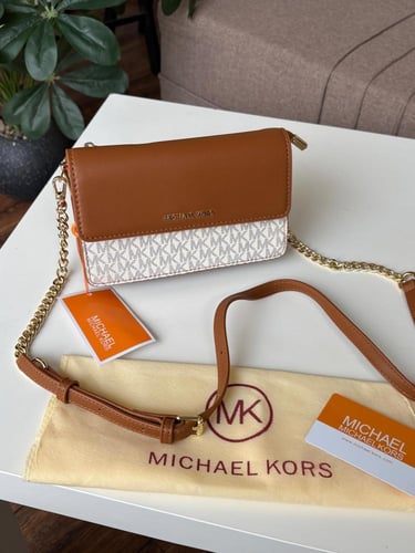 شنطه ماركه مايكل كورس