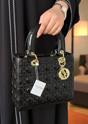 شنطه ماركه ديور