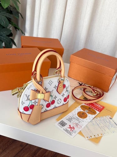 شنطه ماركه لويس فيتون ميني