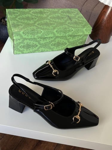 كعب ماركه قوتشي