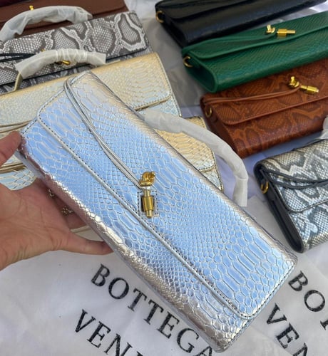 شنطه ماركه بوتيغا