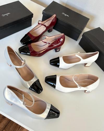 كعب ماركه شانيل