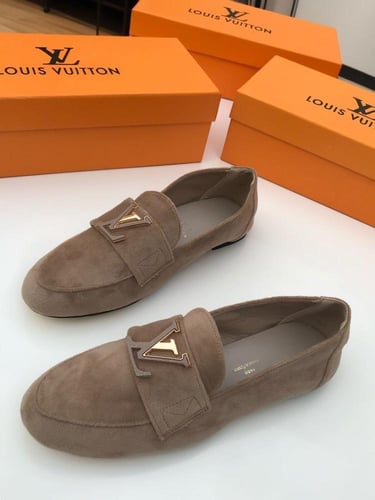 شوز ماركه لويس فيتون