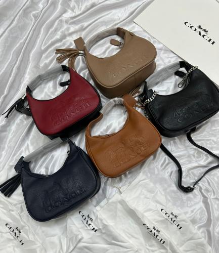 شنطه ماركه كوتش