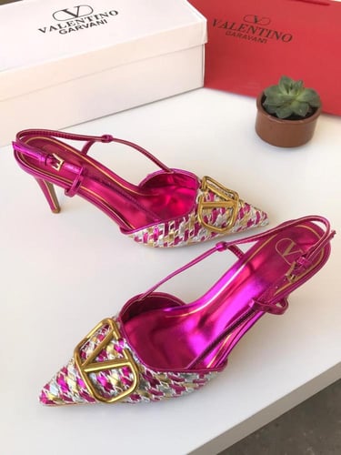 كعب فالنتينو