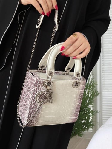 شنطه ماركه ديور